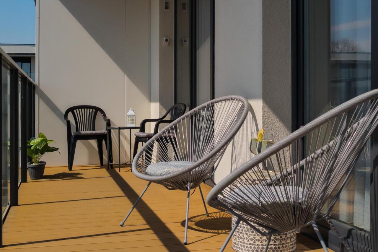 Wellness Resort Apartments Dziwnow Riverfront By Noclegi Renters Exterior foto